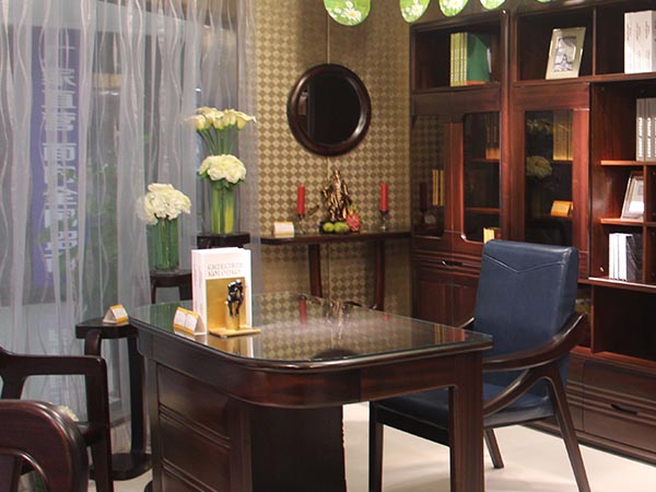 山東實(shí)木家具